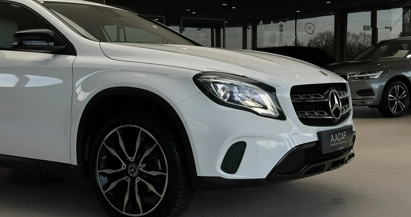 Mercedes-Benz GLA cena 98900 przebieg: 60228, rok produkcji 2018 z Piastów małe 781